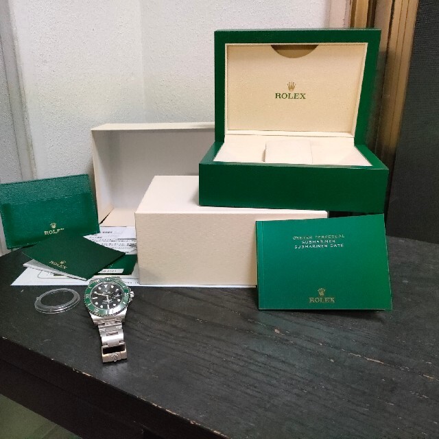 ROLEX グリーンサブ Ref.126610LV 美品その2