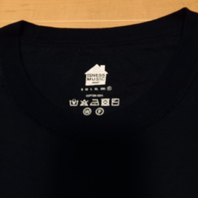 is-ness(イズネス)のIS-NESS イズネス Tシャツ CHILLOUT 1ldk メンズのトップス(Tシャツ/カットソー(半袖/袖なし))の商品写真