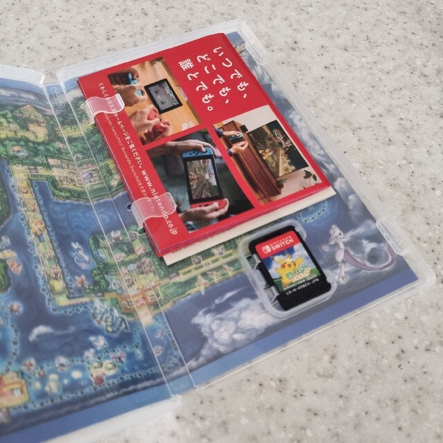 Nintendo Switch(ニンテンドースイッチ)のポケットモンスター レッツゴー ピカチュウ エンタメ/ホビーのゲームソフト/ゲーム機本体(家庭用ゲームソフト)の商品写真
