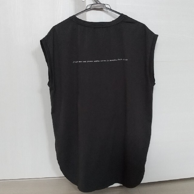 Spick & Span(スピックアンドスパン)のスピックアンドスパン ロゴTシャツ フレンチスリーブ グレー レディースのトップス(Tシャツ(半袖/袖なし))の商品写真