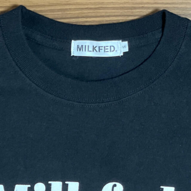 MILKFED.(ミルクフェド)のミルクフェド　Ｔシャツ　ロゴ　黒 レディースのトップス(Tシャツ(半袖/袖なし))の商品写真