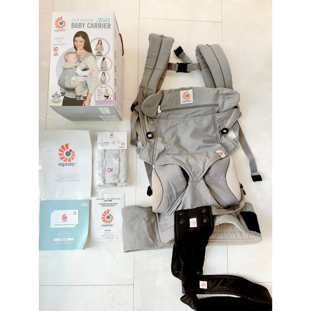 Ergobaby(エルゴベビー)の【新品未使用】エルゴベビー（Ergo baby）抱っこ紐／よだれカバー  グレー キッズ/ベビー/マタニティの外出/移動用品(抱っこひも/おんぶひも)の商品写真