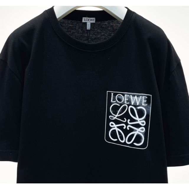 してくださ LOEWE コットン Tシャツの通販 by mkewe's shop｜ロエベならラクマ - LOEWE アナグラム フェイク