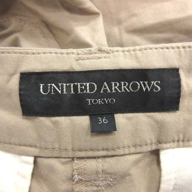 UNITED ARROWS(ユナイテッドアローズ)のユナイテッドアローズ テーパードパンツ チノパン 36 ベージュ レディースのパンツ(チノパン)の商品写真