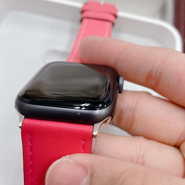 Apple Watch(アップルウォッチ)のいくちゃん様専用 Apple Watch series4 40mm スマホ/家電/カメラのスマホ/家電/カメラ その他(その他)の商品写真