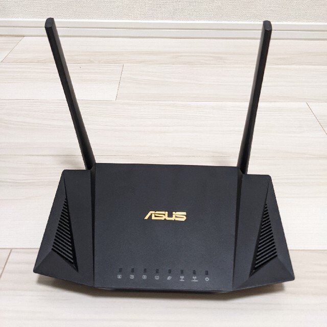 ASUS(エイスース)のASUS Wifi ルーター RT-AX56U Wifi6対応 スマホ/家電/カメラのPC/タブレット(PC周辺機器)の商品写真