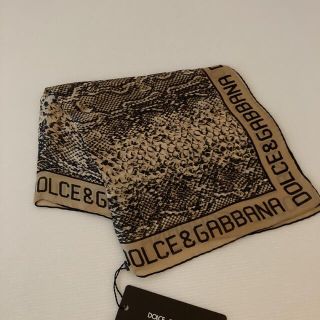 ドルチェアンドガッバーナ(DOLCE&GABBANA)の新品⭐️ドルチェ&ガッバーナ ドルガバ 絹100% スカーフ パイソン柄 正規品(バンダナ/スカーフ)