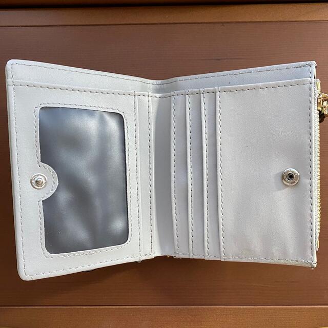 【美品】二つ折り財布 レディースのファッション小物(財布)の商品写真