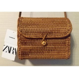 ザラ(ZARA)の☆新品ダク付き☆ZARAショルダーバック カゴバック 値下げ不可(かごバッグ/ストローバッグ)