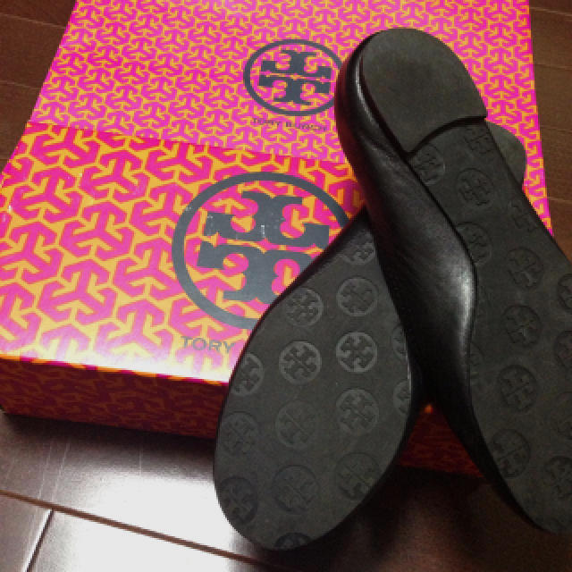 Tory Burch(トリーバーチ)のTORY BURCH フラットシューズ レディースの靴/シューズ(ハイヒール/パンプス)の商品写真