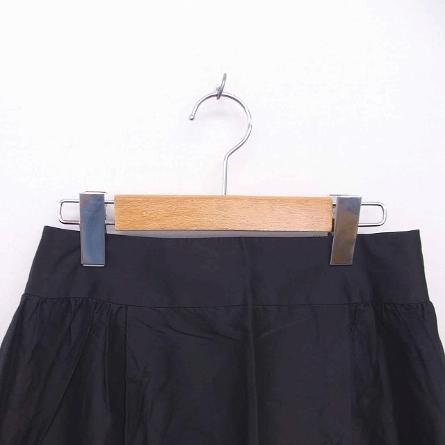 anatelier(アナトリエ)のアナトリエ 台形 スカート ひざ丈 薄手 シルク 36 黒 ブラック /TT45 レディースのスカート(ひざ丈スカート)の商品写真