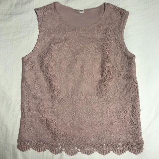 ユニクロ(UNIQLO)のユニクロ　ノースリーブ  T レース　ピンク(タンクトップ)