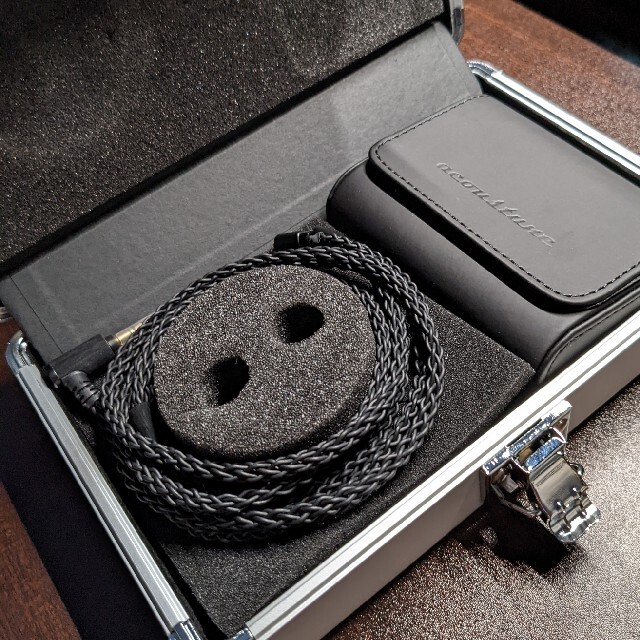 acoustune HS1677SS + 4.4mmバランスケーブル + イヤピ 【予約中