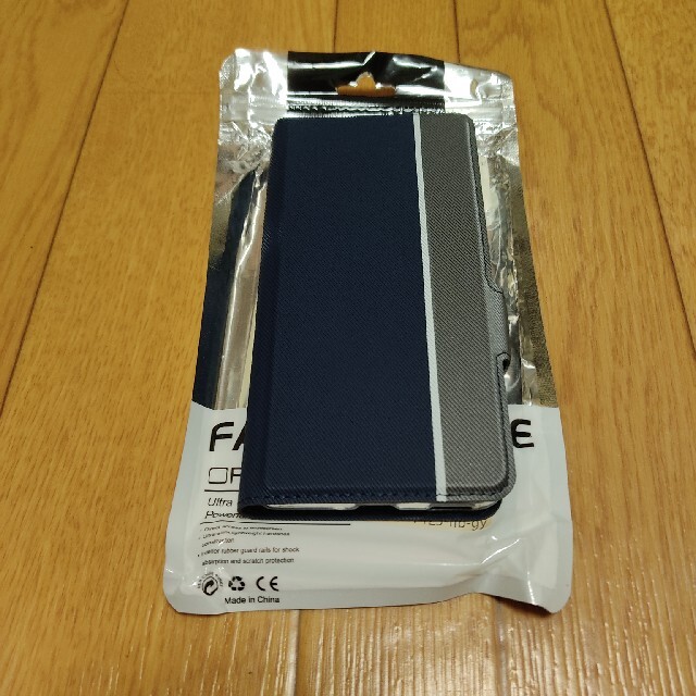 値下げ中♪ 新品 未使用 AQUOS sense4 lite おまけ付き♪ スマホ/家電/カメラのスマートフォン/携帯電話(スマートフォン本体)の商品写真