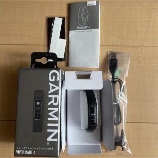 ガーミン(GARMIN)のGARMIN VIVOSMART4(腕時計(デジタル))