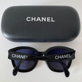 シャネル(CHANEL)の美品 90年代 CHANEL ヴィンテージ サングラス カチューシャ ブローチ(サングラス/メガネ)