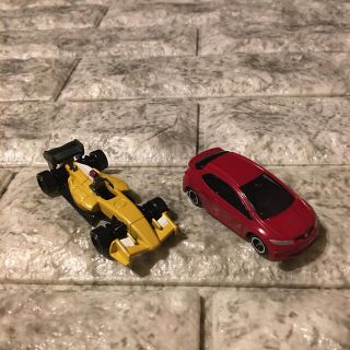 タカラトミー(Takara Tomy)のトミカ ミニカー 中古 2台(ミニカー)