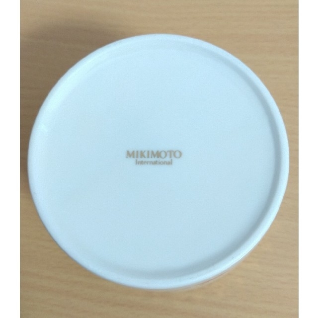 MIKIMOTO(ミキモト)のミキモト  陶器シュガーポット  ベビーパール付小物入れ インテリア/住まい/日用品のインテリア小物(小物入れ)の商品写真