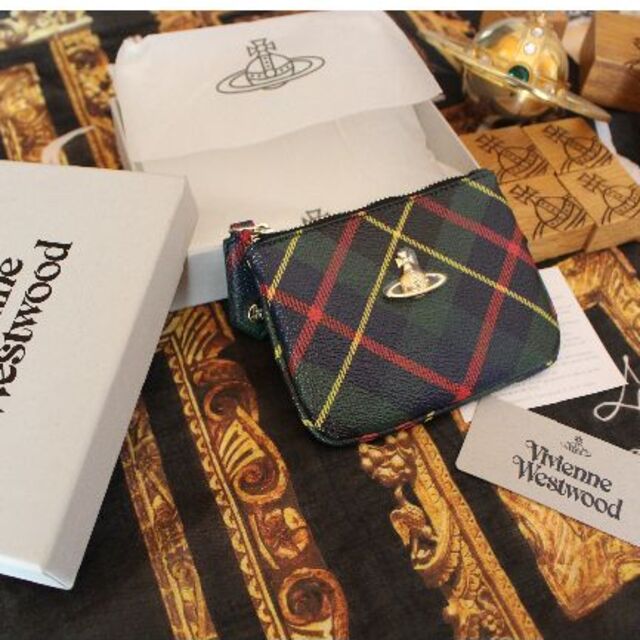 Vivienne Westwood(ヴィヴィアンウエストウッド)の新品　ヴィヴィアン　小銭入れ レディースのファッション小物(コインケース)の商品写真