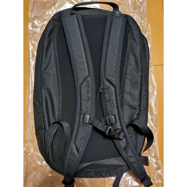 ARC'TERYX(アークテリクス)の【新品】granville zip 16 グランヴィルジップ16 black メンズのバッグ(バッグパック/リュック)の商品写真