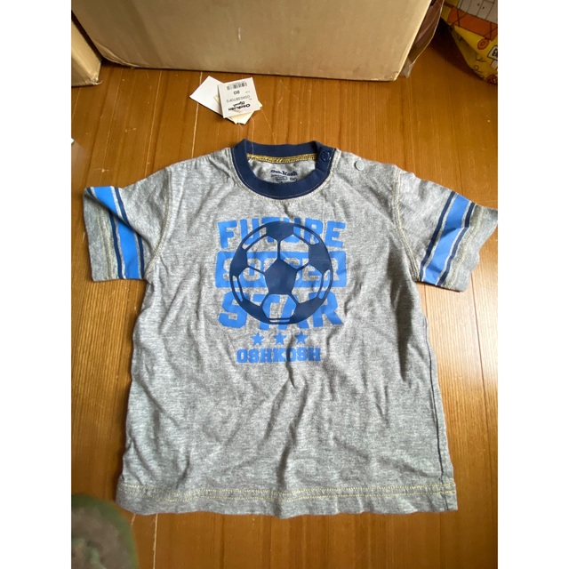 OshKosh(オシュコシュ)のOshKosh男の子のTシャツサイズ80  キッズ/ベビー/マタニティのベビー服(~85cm)(Ｔシャツ)の商品写真