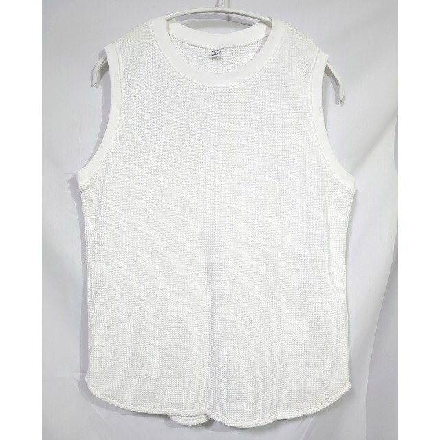 UNIQLO(ユニクロ)のユニクロ UNIQLO ワッフルノースリーブ L ホワイト 白 シャツ レディースのトップス(Tシャツ(半袖/袖なし))の商品写真
