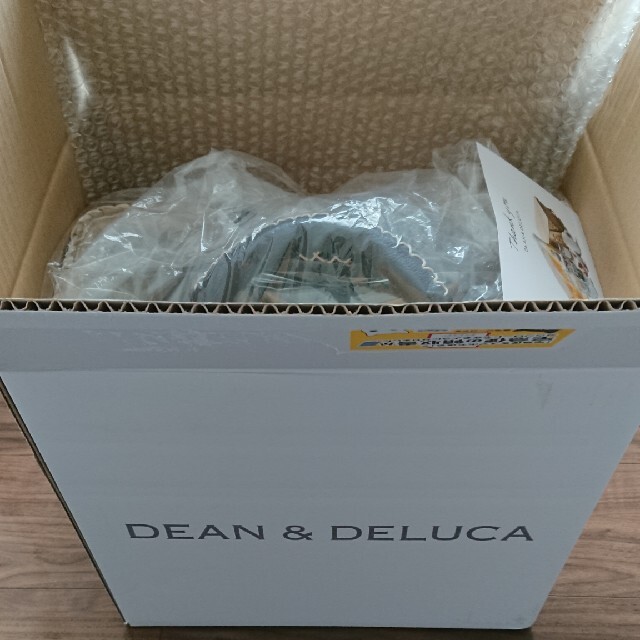 DEAN & DELUCA(ディーンアンドデルーカ)のDEAN＆DELUCA✕BEAMS保冷カゴバッグ新品 レディースのバッグ(かごバッグ/ストローバッグ)の商品写真