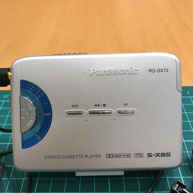 Panasonic(パナソニック)の【美品DE可動品】Panasonic カセットプレーヤー RQ-SX72 スマホ/家電/カメラのオーディオ機器(ポータブルプレーヤー)の商品写真