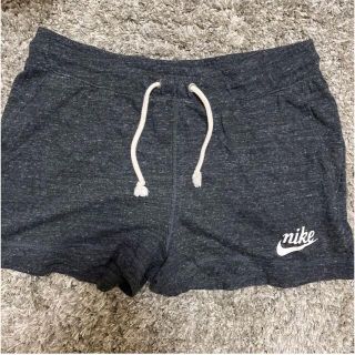 ナイキ(NIKE)のNIKE ナイキ ショートパンツ(ショートパンツ)