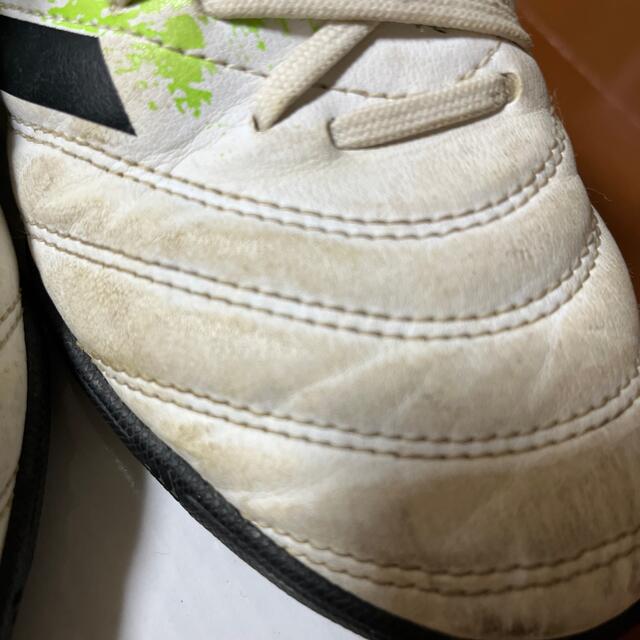 adidas(アディダス)のサッカー　トレシュー　adidas 23cm USED スポーツ/アウトドアのサッカー/フットサル(シューズ)の商品写真