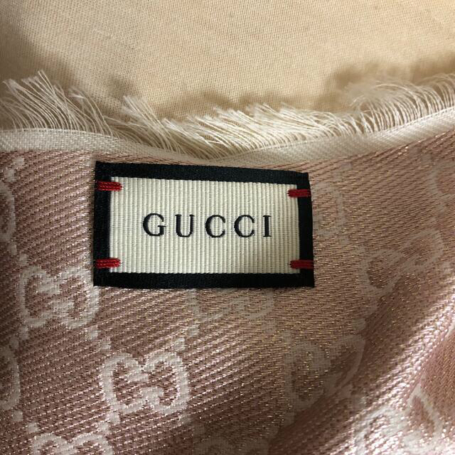 Gucci(グッチ)の【未使用品】GUCCI GGジャガード　ショール　パステル レディースのファッション小物(マフラー/ショール)の商品写真