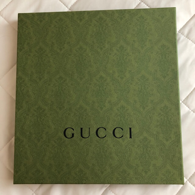 Gucci(グッチ)の【未使用品】GUCCI GGジャガード　ショール　パステル レディースのファッション小物(マフラー/ショール)の商品写真