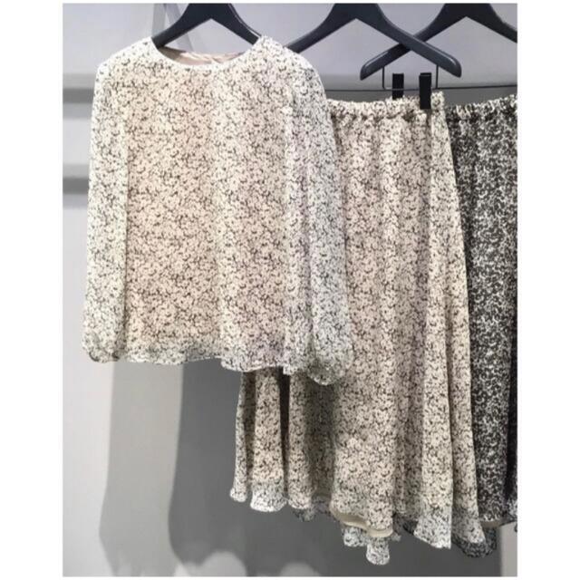 Theory luxe 20ss 花柄プリントセットアップ - セット/コーデ