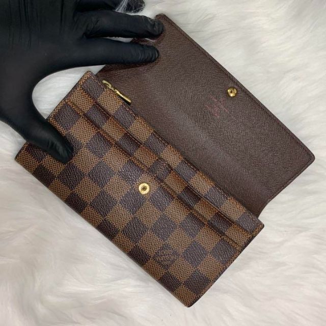 LV✨未使用に近い✨ルイヴィトン  ポルトフォイユサラ ダミエ　折り長財布　長財布