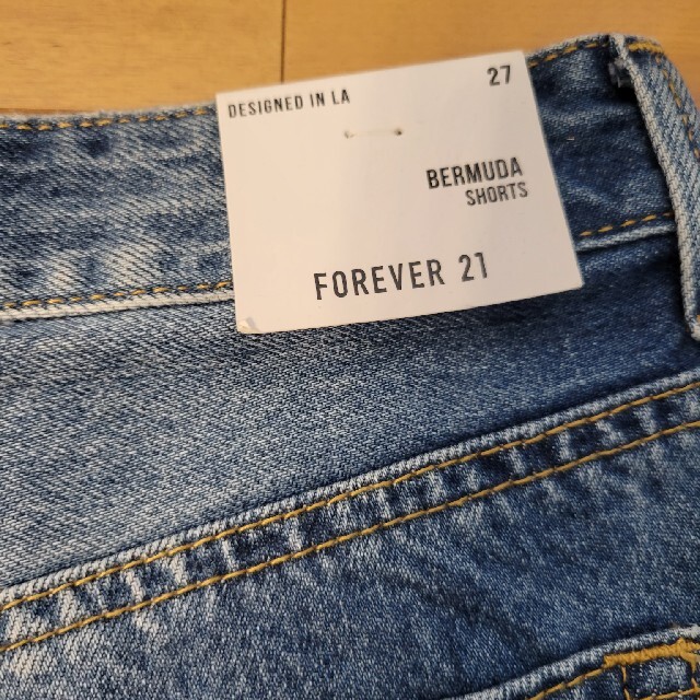 FOREVER 21(フォーエバートゥエンティーワン)のフォーエバー21 デニムショーツ レディースのパンツ(ショートパンツ)の商品写真