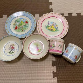 ロイヤルドルトン(Royal Doulton)のROYAL DOULTONバニキンズベビー食器(離乳食器セット)