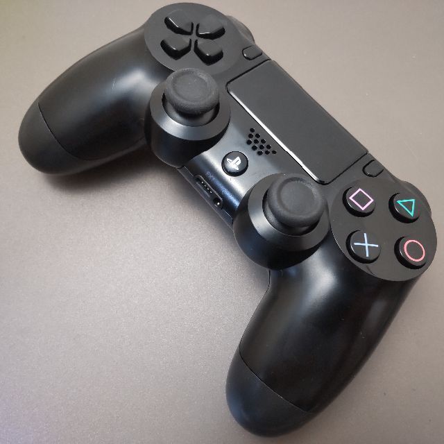 PlayStation4(プレイステーション4)の安心の整備済み！◆PS4コントローラー DUALSHOCK4◆中古◆35 エンタメ/ホビーのゲームソフト/ゲーム機本体(その他)の商品写真