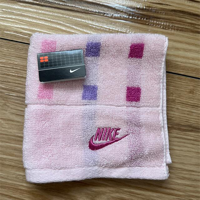 NIKE(ナイキ)のNIKEハンカチタオル レディースのファッション小物(ハンカチ)の商品写真