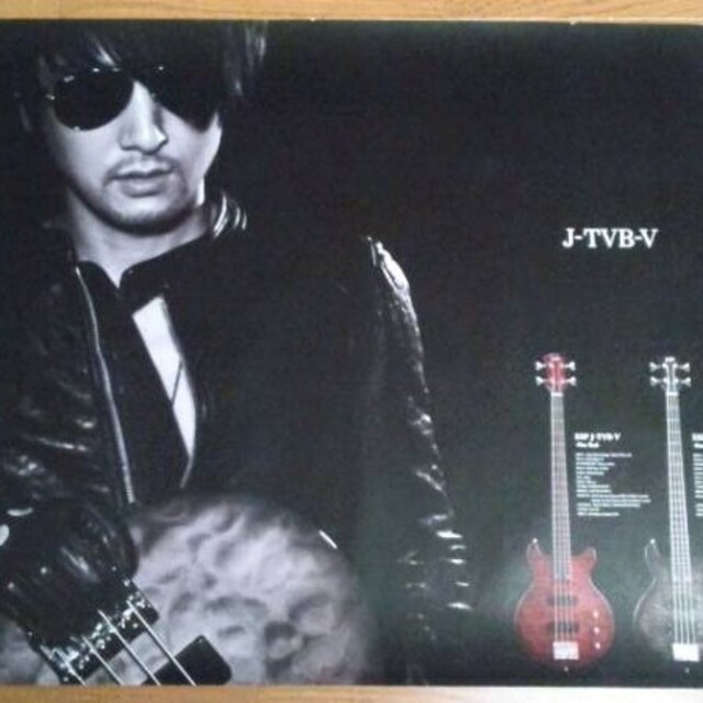 ESP(イーエスピー)のジェイ14thポスターESPルナシー非売品J-TVB-Vベース小野瀬潤サングラス エンタメ/ホビーのタレントグッズ(ミュージシャン)の商品写真