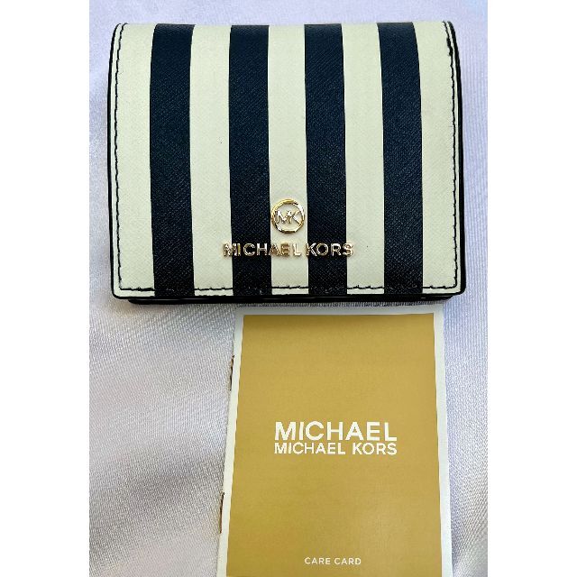 MICHAEL KORS 二つ折り財布 ストライプ&MKチャームドット MICHAEL KORS 二つ折り財布 ストライプ&MKチャームドット