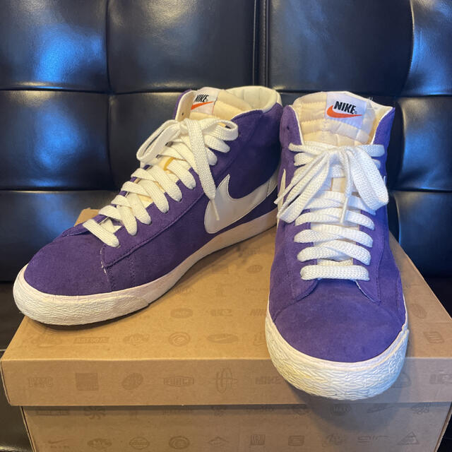 NIKE(ナイキ)のNIKE BLAZER HI SUEDE VNTG ブレーザーハイ ビンテージ メンズの靴/シューズ(スニーカー)の商品写真