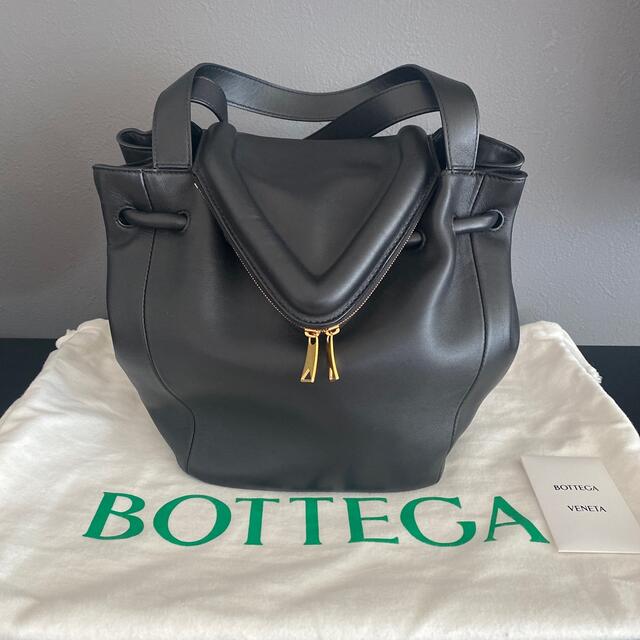 Bottega Veneta(ボッテガヴェネタ)のボッテガベネタ♡ビーク新品未使用 レディースのバッグ(ショルダーバッグ)の商品写真