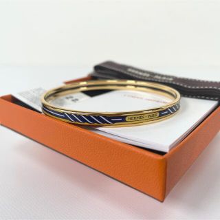 エルメス(Hermes)の【新品】エルメス エナメルブレスレット カドリージュ バングル(ブレスレット/バングル)