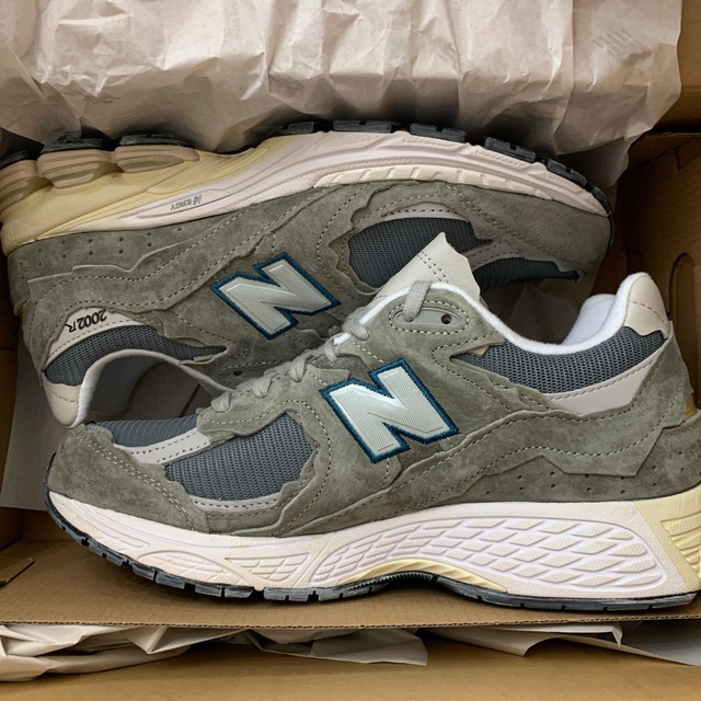 New Balance(ニューバランス)のNew Balance M2002RDD GRAY  メンズの靴/シューズ(スニーカー)の商品写真