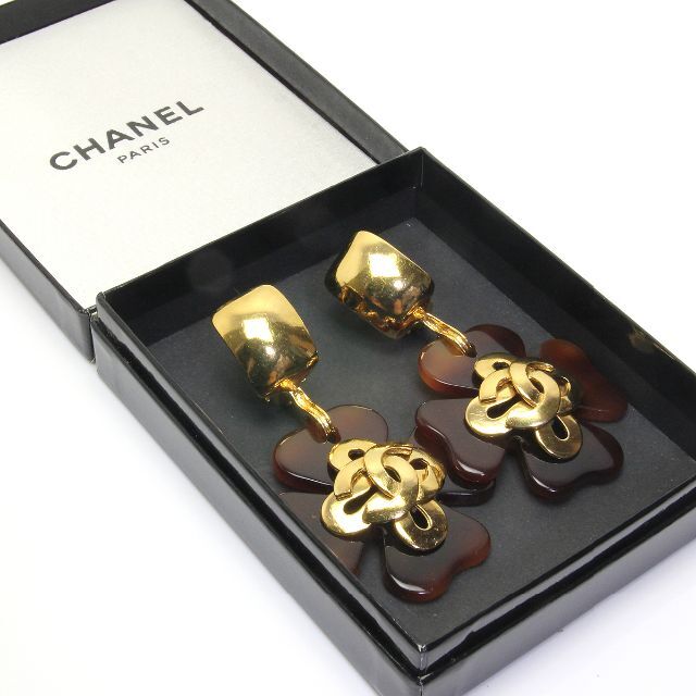 こちらは CHANEL ココマーク クローバー ネックレス スイングの通販 by