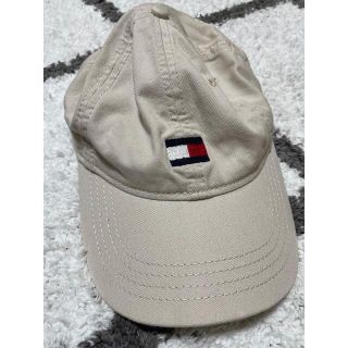 トミーヒルフィガー(TOMMY HILFIGER)のtommy ベージュ　キャップ(キャップ)