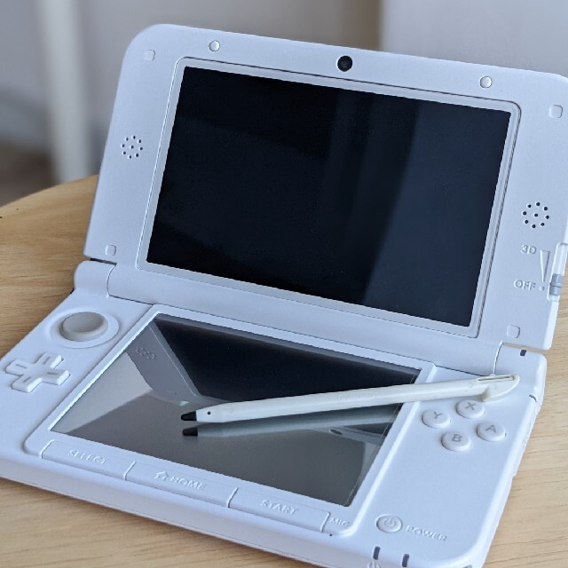 【美品】ニンテンドー3DS LL ホワイト