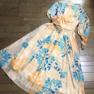 AMERI VINTAGEアメリヴィンテージ　花柄シフォンフレアロングワンピースレディース