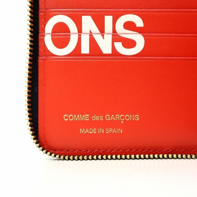 COMME des GARCONS(コムデギャルソン)のコムデギャルソン ロゴ プリント ZIP ファスナー コンパクト  ウォレット メンズのファッション小物(折り財布)の商品写真