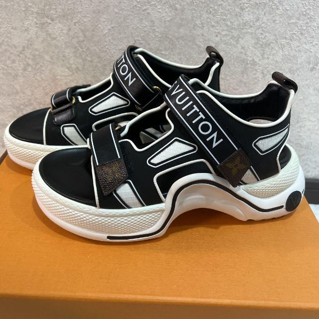 ベルトでサ LOUIS サンダル 36の通販 by オオタケ 's shop|ルイ